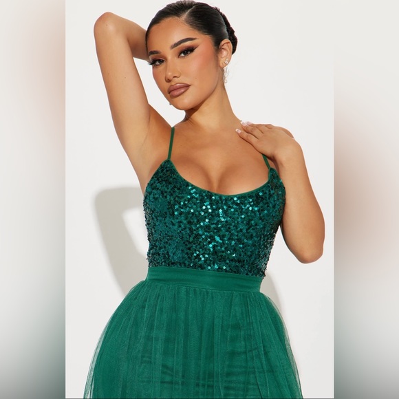 Fashion Nova Hunter Green Starlight Tulle Maxi Dress - Picture 2 of 4